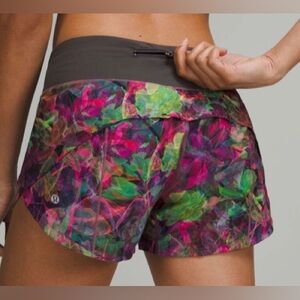 Lululemon Speed Up Mid-Rise Lined Short 4”